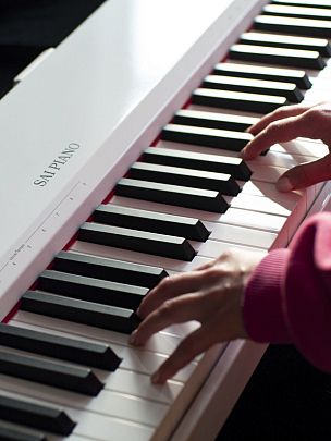 Sai Piano P-9BT-WH