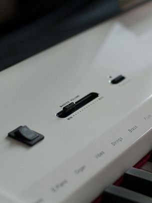 Sai Piano P-9BT-WH